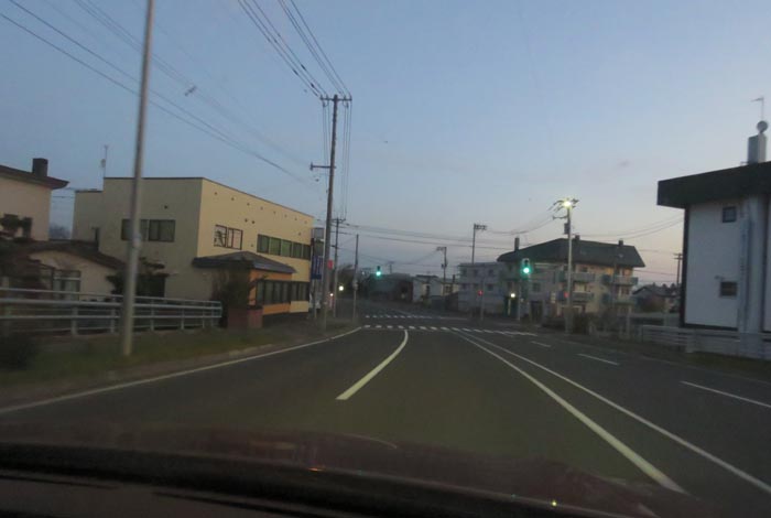 webnews今朝の北見/無加川橋を渡り南大通り交差点方向