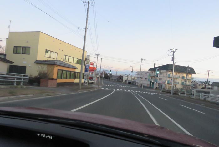 webnews今朝の北見/無加川橋を渡り南大通り交差点方向