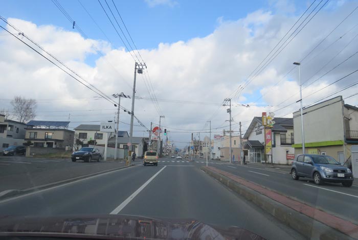 webnews今朝の北見/とん田通り、南大通り交差点から国道39号方向