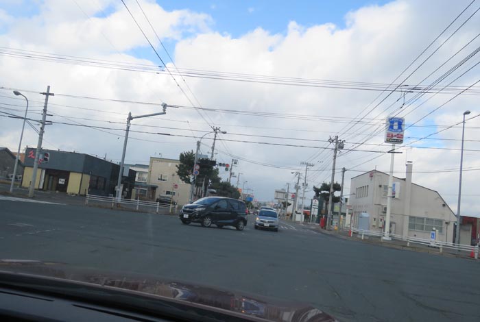 webnews今朝の北見/交差点から奥は常呂方面
