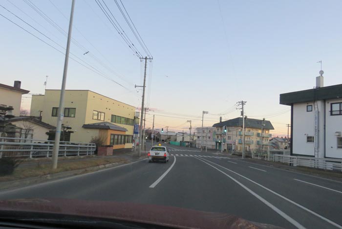 webnews今朝の北見/無加川橋を渡り南大通り交差点方向