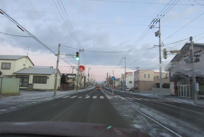 webnews今朝の北見/とん田通り、南大通り交差点から国道39号方向