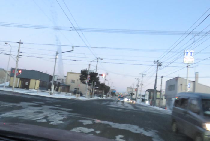 webnews今朝の北見/交差点から奥は常呂方面