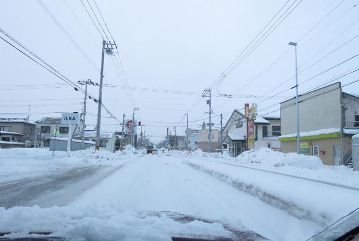webnews今朝の北見/とん田通り、南大通り交差点から国道39号方向