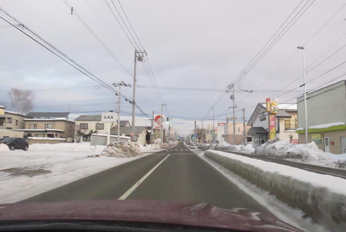 webnews今朝の北見/とん田通り、南大通り交差点から国道39号方向