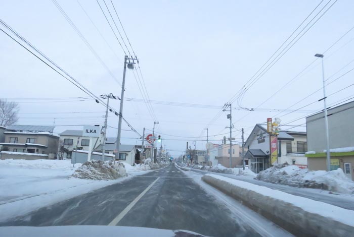 webnews今朝の北見/とん田通り、南大通り交差点から国道39号方向
