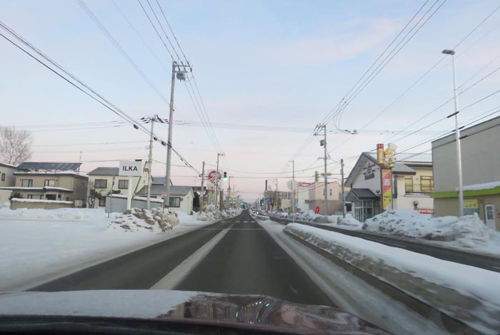 webnews今朝の北見/とん田通り、南大通り交差点から国道39号方向