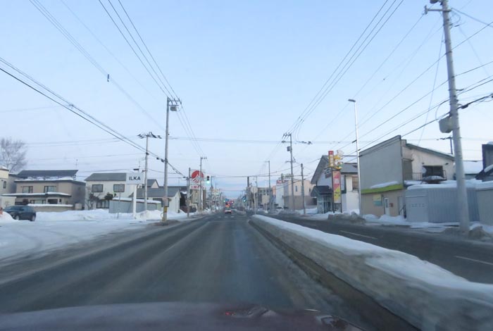 webnews今朝の北見/とん田通り、南大通り交差点から国道39号方向