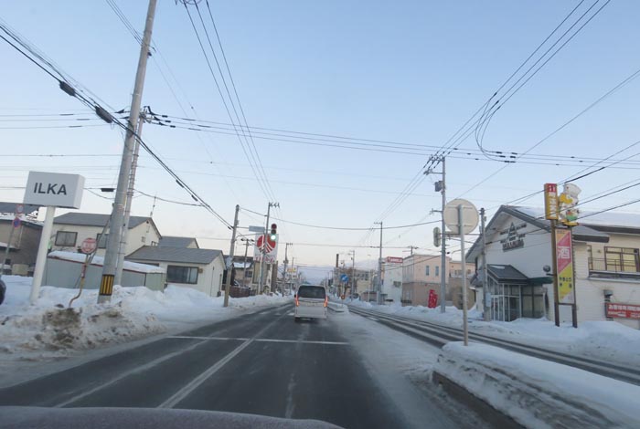 webnews今朝の北見/とん田通り、南大通り交差点から国道39号方向