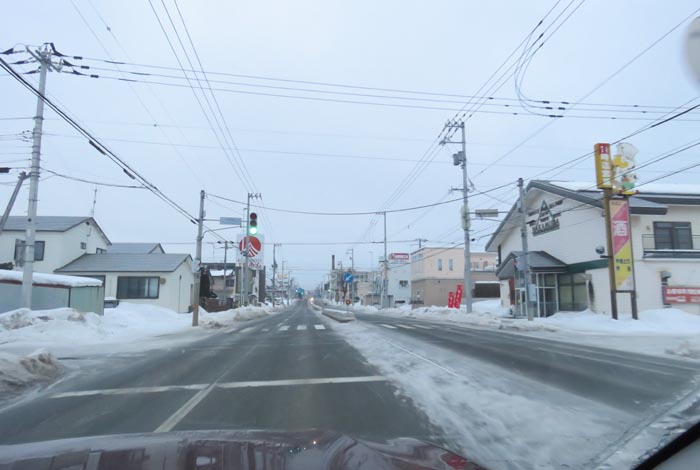 webnews今朝の北見/とん田通り、南大通り交差点から国道39号方向