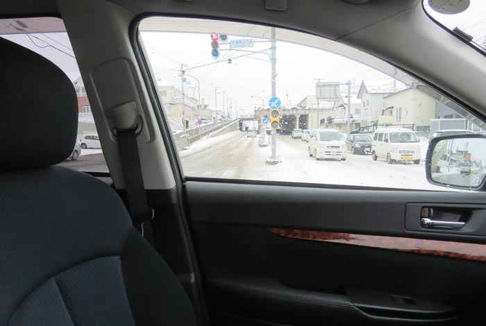 webnews今朝の北見/東9丁目歩道橋の交差点から左