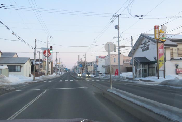 webnews今朝の北見/とん田通り、南大通り交差点から国道39号方向