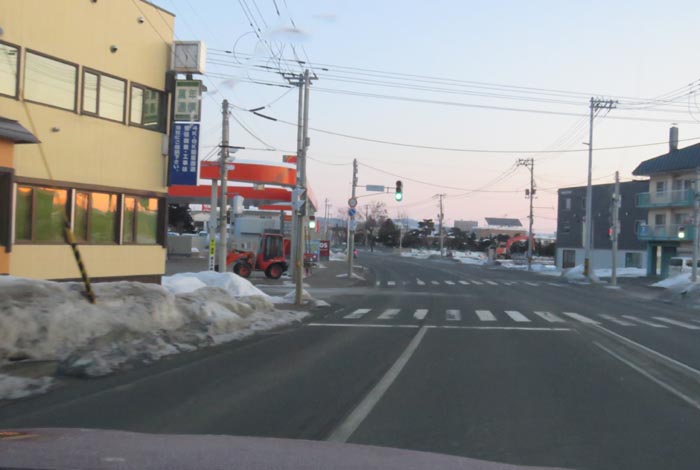 webnews今朝の北見/無加川橋を渡り南大通り交差点方向