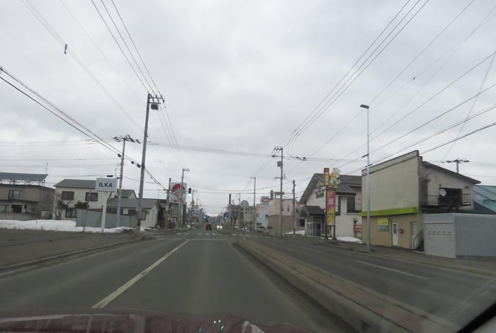 webnews今朝の北見/とん田通り、南大通り交差点から国道39号方向
