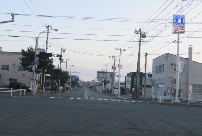 webnews今朝の北見/交差点から奥は常呂方面