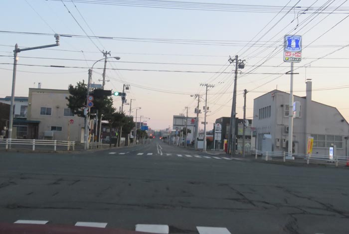 webnews今朝の北見/交差点から奥は常呂方面