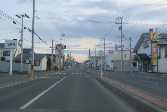 webnews今朝の北見/とん田通り、南大通り交差点から国道39号方向