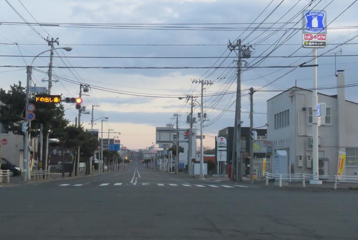 webnews今朝の北見/交差点から奥は常呂方面