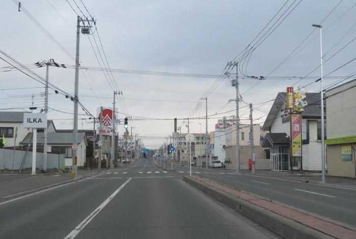 webnews今朝の北見/とん田通り、南大通り交差点から国道39号方向