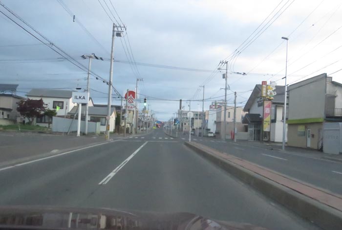 webnews今朝の北見／とん田通り、南大通り交差点から国道39号方向
