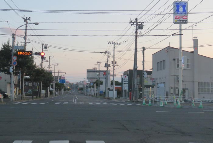 webnews今朝の北見/交差点から奥は常呂方面