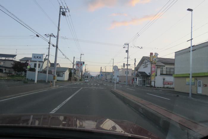 webnews今朝の北見/とん田通り、南大通り交差点から国道39号方向