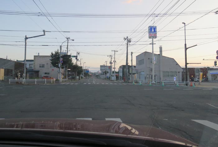 webnews今朝の北見/交差点から奥は常呂方面