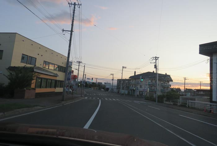 webnews今朝の北見/無加川橋を渡り南大通り交差点方向
