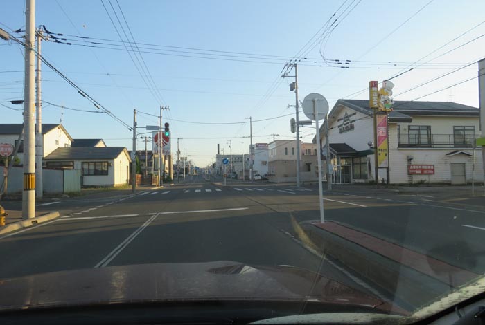 webnews今朝の北見/とん田通り、南大通り交差点から国道39号方向