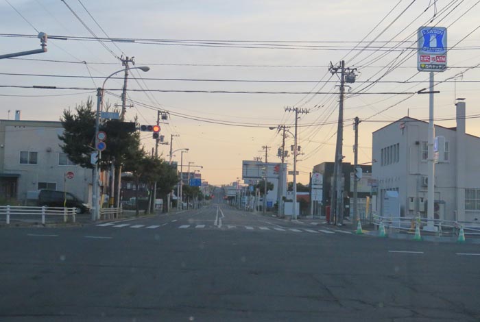 webnews今朝の北見/交差点から奥は常呂方面