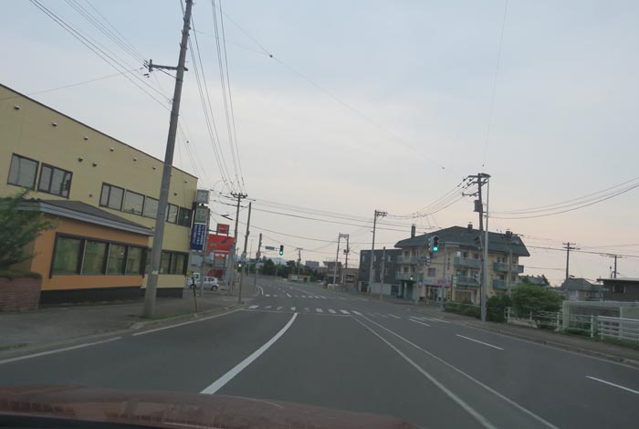 webnews今朝の北見/無加川橋を渡り南大通り交差点方向
