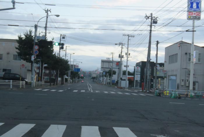 webnews今朝の北見/交差点から奥は常呂方面