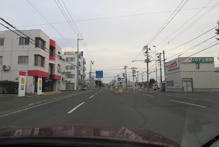 webnews今朝の北見/とん田通り、南大通り交差点から国道39号方向