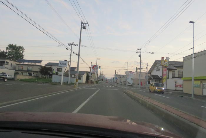 webnews今朝の北見/とん田通り、南大通り交差点から国道39号方向