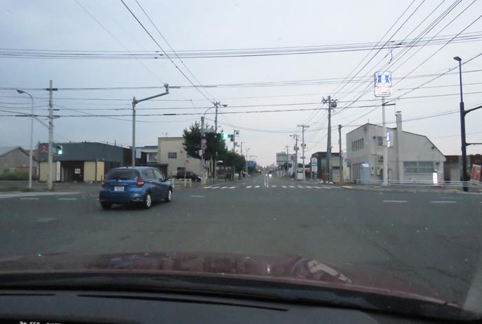 webnews今朝の北見/交差点から奥は常呂方面