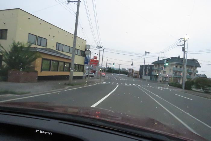 webnews今朝の北見/無加川橋を渡り南大通り交差点方向
