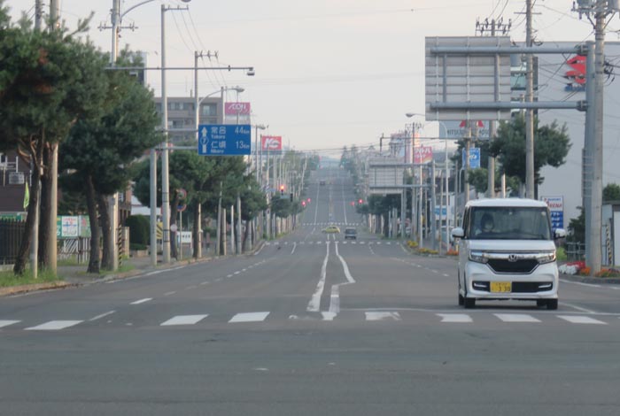 webnews今朝の北見/交差点から奥は常呂方面