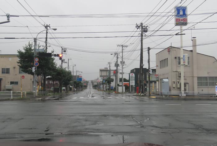 webnews今朝の北見/交差点から奥は常呂方面