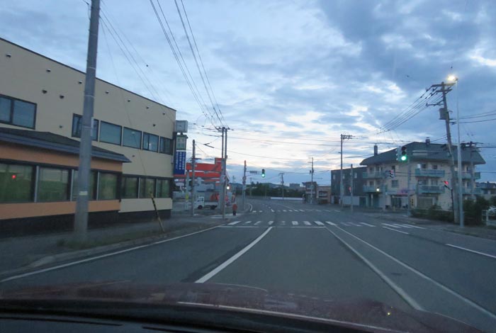 webnews今朝の北見/無加川橋を渡り南大通り交差点方向
