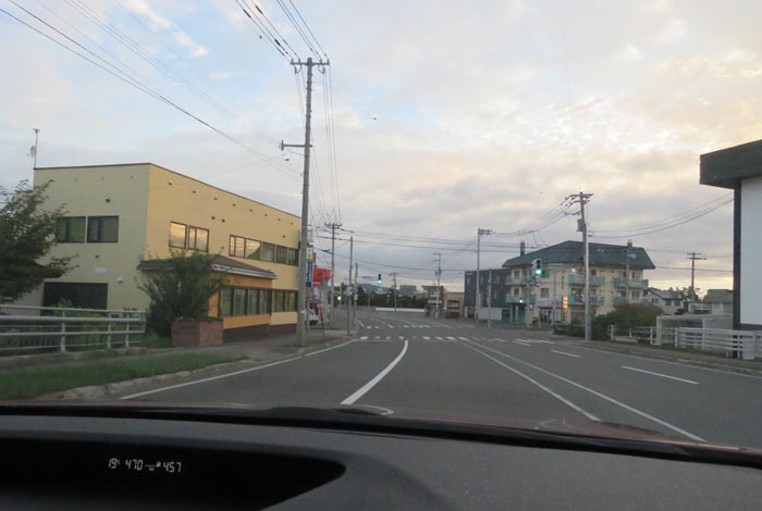 webnews今朝の北見/無加川橋を渡り南大通り交差点方向