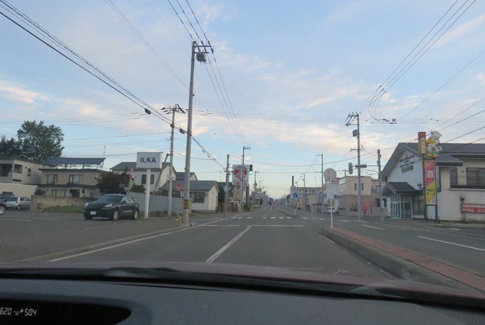 webnews今朝の北見/とん田通り、南大通り交差点から国道39号方向