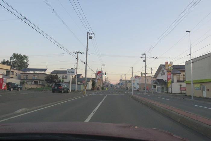 webnews今朝の北見/とん田通り、南大通り交差点から国道39号方向