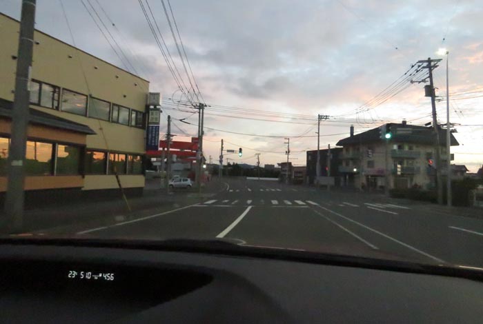 webnews今朝の北見/無加川橋を渡り南大通り交差点方向