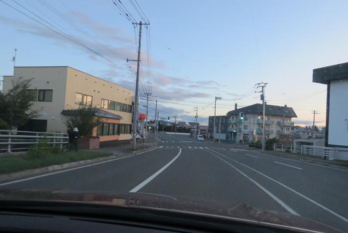 webnews今朝の北見/無加川橋を渡り南大通り交差点方向