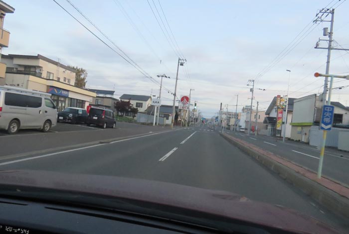 webnews今朝の北見/とん田通り、南大通り交差点から国道39号方向
