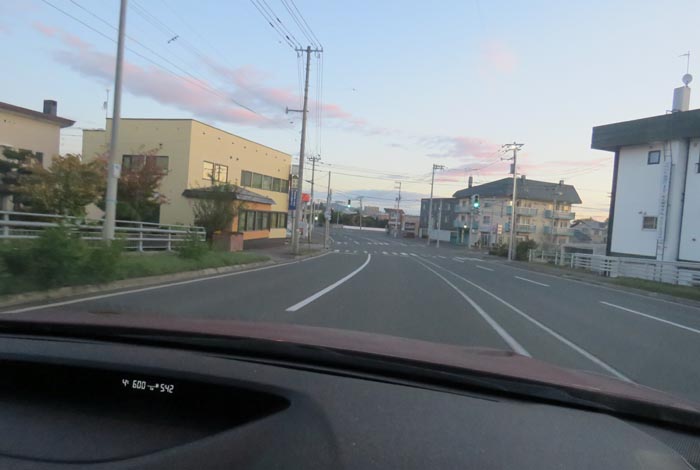 webnews今朝の北見/無加川橋を渡り南大通り交差点方向