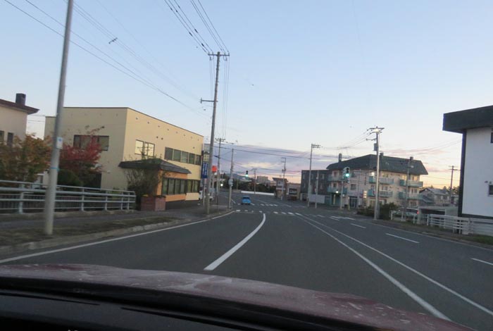 webnews今朝の北見/無加川橋を渡り南大通り交差点方向