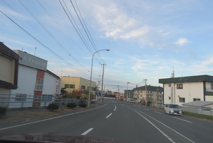 webnews今朝の北見/無加川橋を渡り南大通り交差点方向
