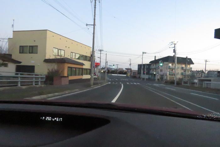 webnews今朝の北見/無加川橋を渡り南大通り交差点方向