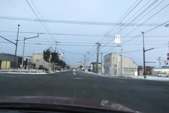 webnews今朝の北見/交差点から奥は常呂方面